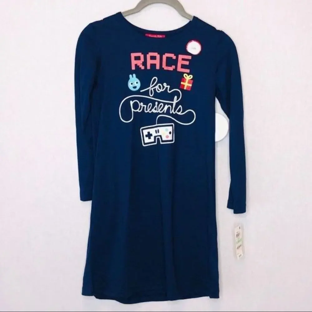 Family Pajamas Kids Race for Presents sleep dress medium